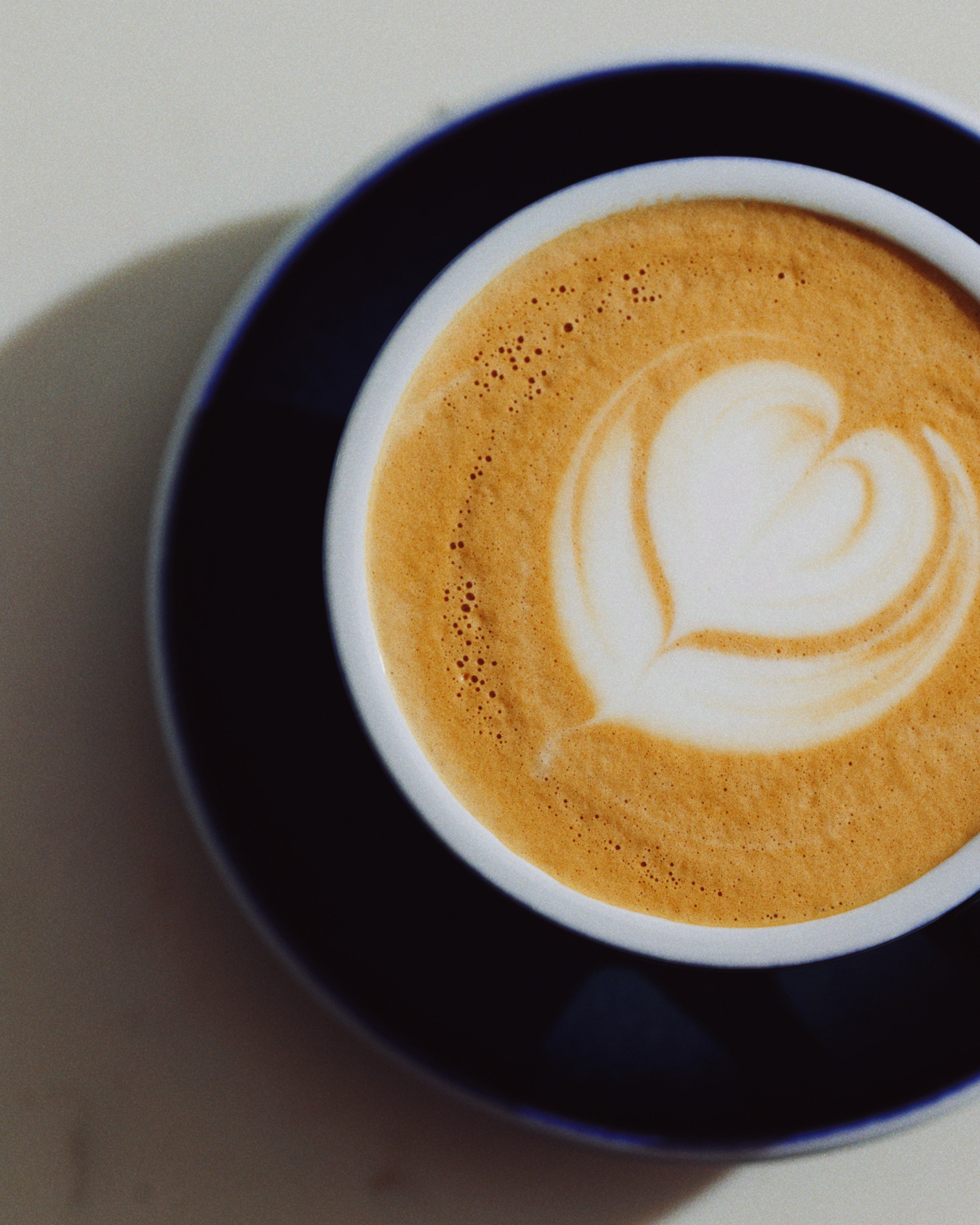 Jak mleko wpływa na smak kawy?